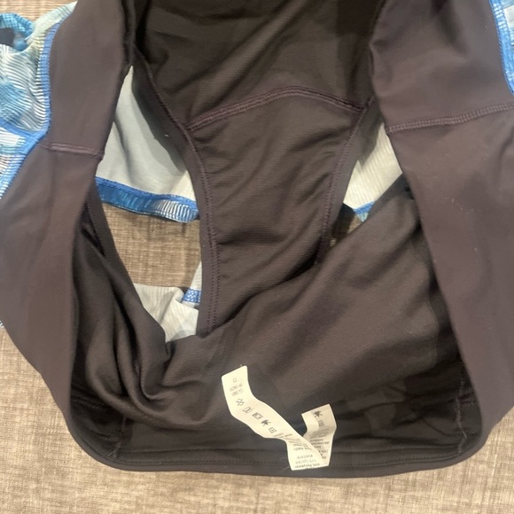 Lululemon Athletica Blue and Black Athletic Shorts - Picture 7 of 8